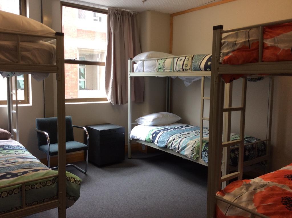 Wild Zebra Backpackers Hostel Wellington Exterior photo
